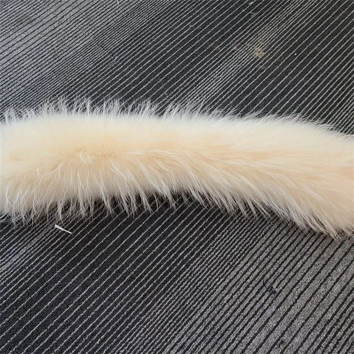 Factory Wholesale High-quality Real Raccoon fur Collar Raccoon fur Primary Color Used For Outer Collar Of Down Jacket